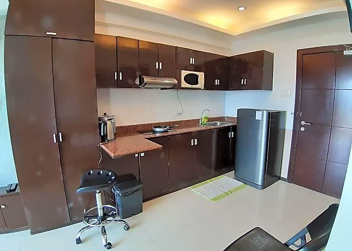 Residences In Ramos Tower By P&j Hotel
