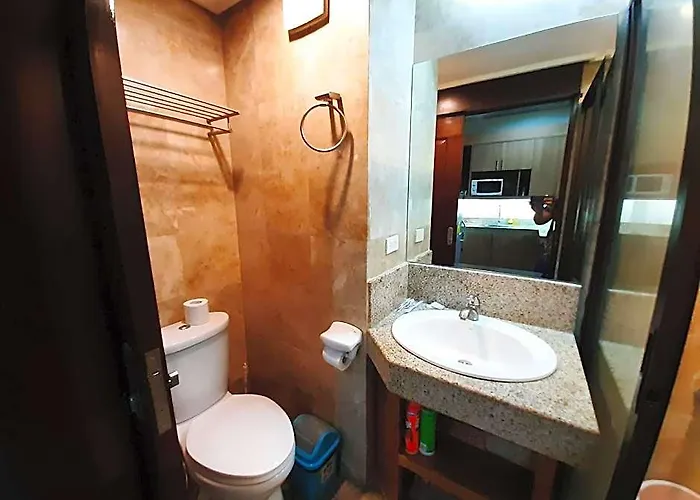 호텔 Residences In Ramos Tower By P&j 5*